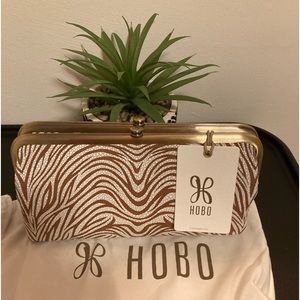 BRAND NEW HOBO LAUREN Clutch in Ginger Zebra